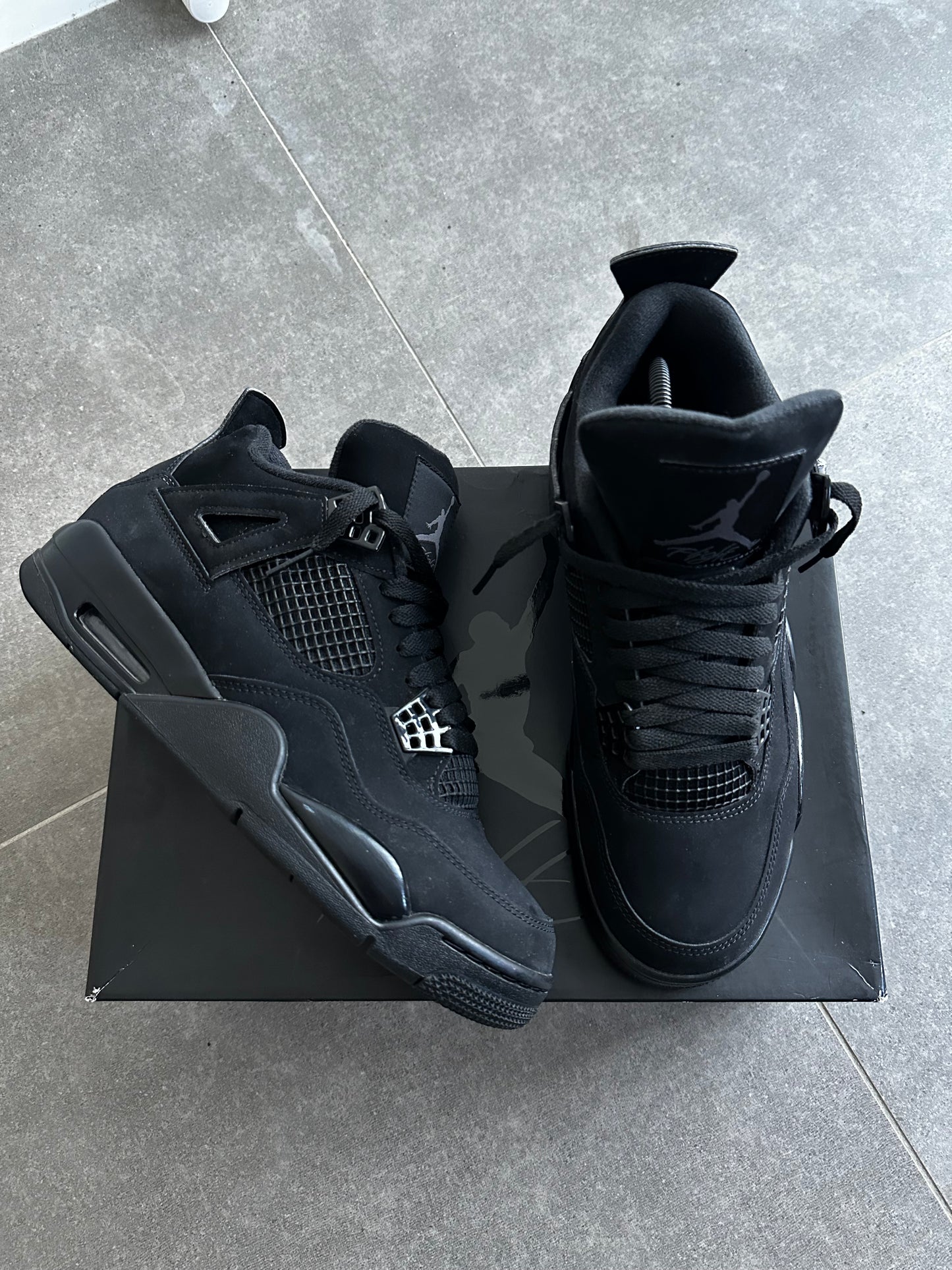 JORDAN 4 BLACK CAT (2020)